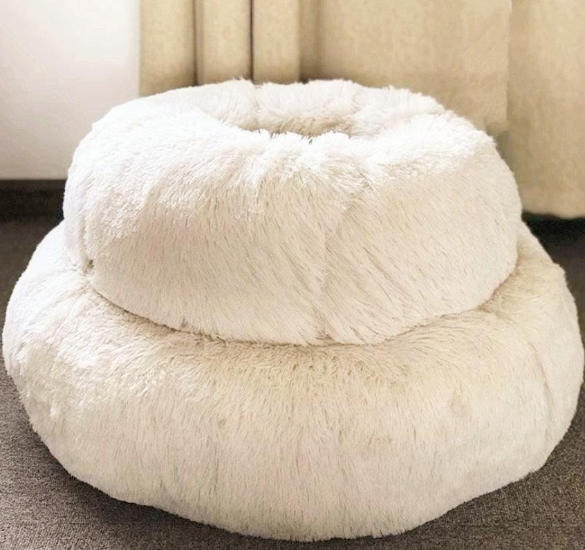 Round Plush Dog Bed – Soft Cozy Bed for Small Pets